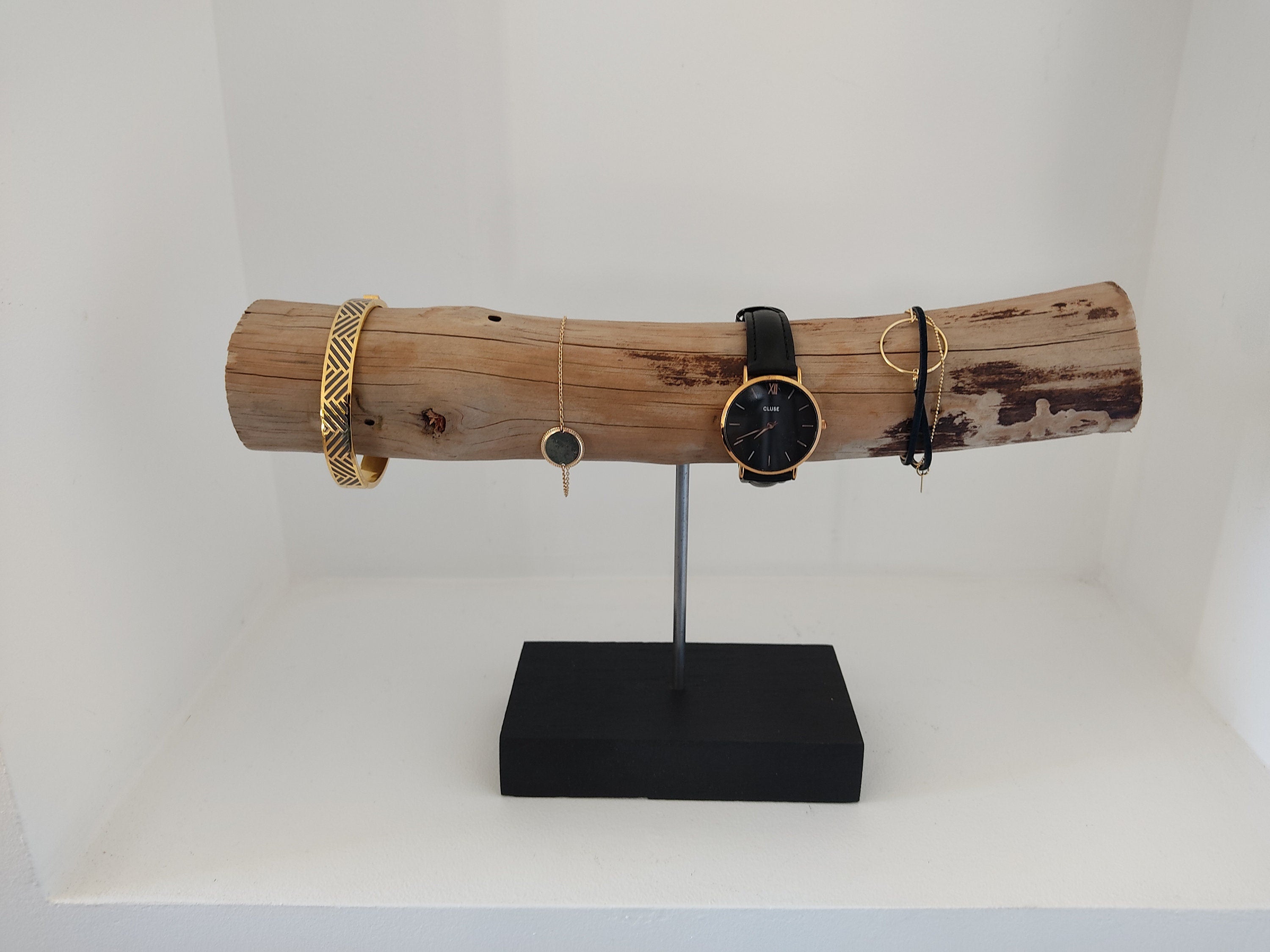 Porte montres, présentoir à bijoux