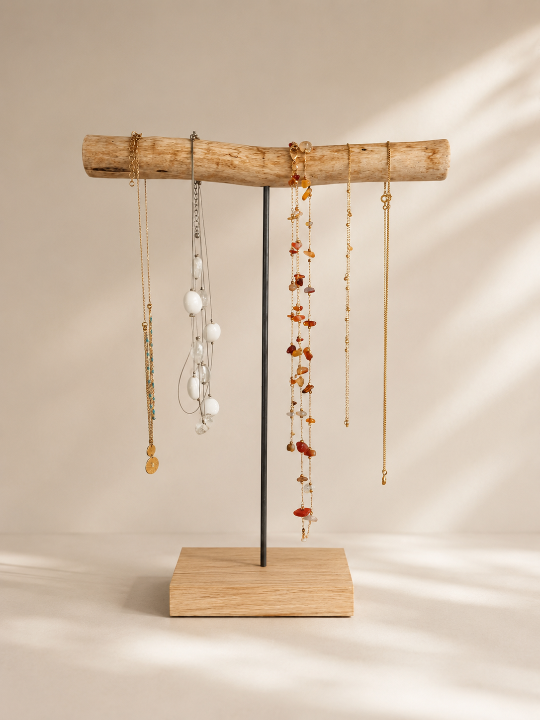 Support à bijoux bois naturel, une tige