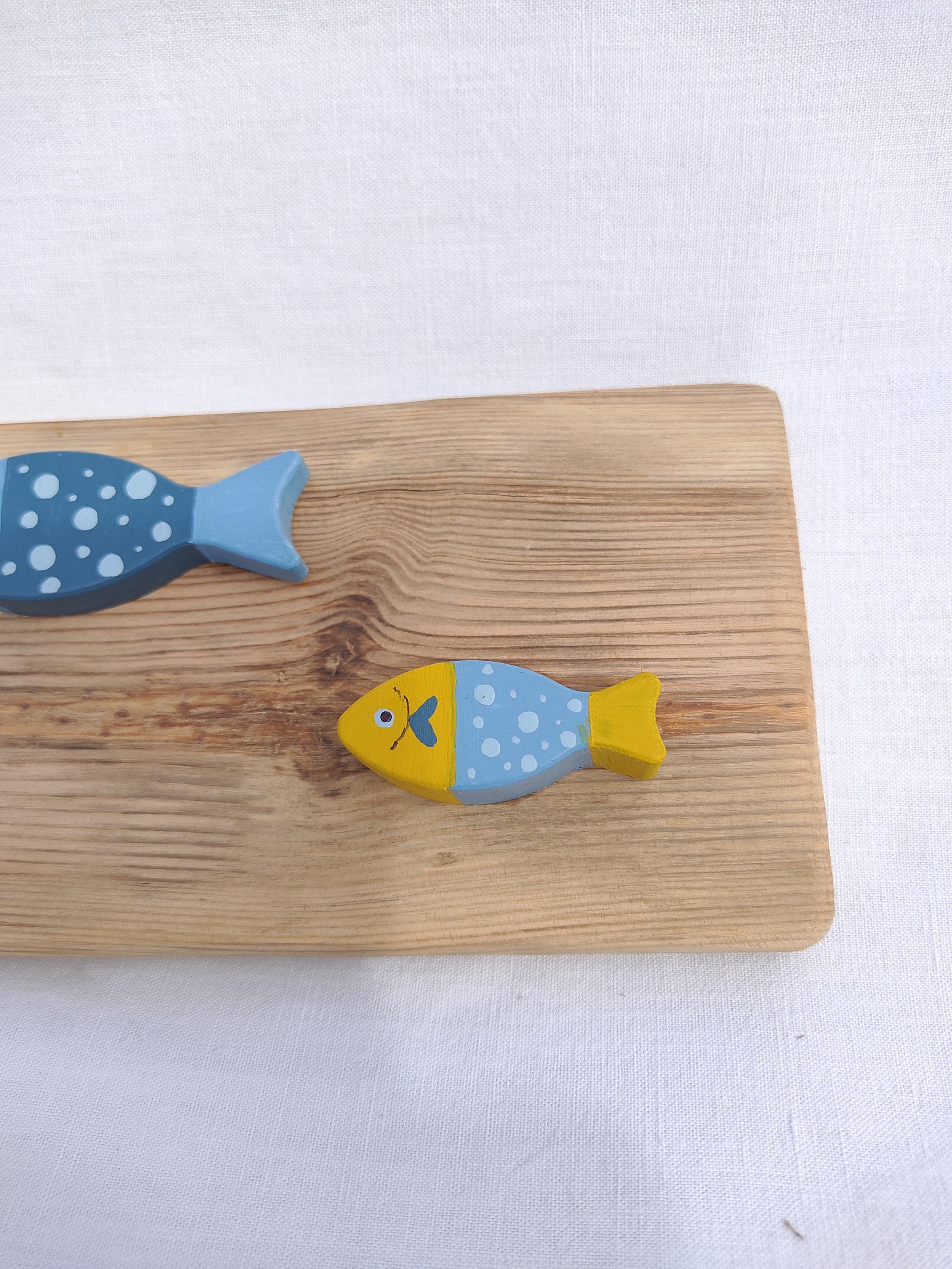 Banc de sardines en bois peint-