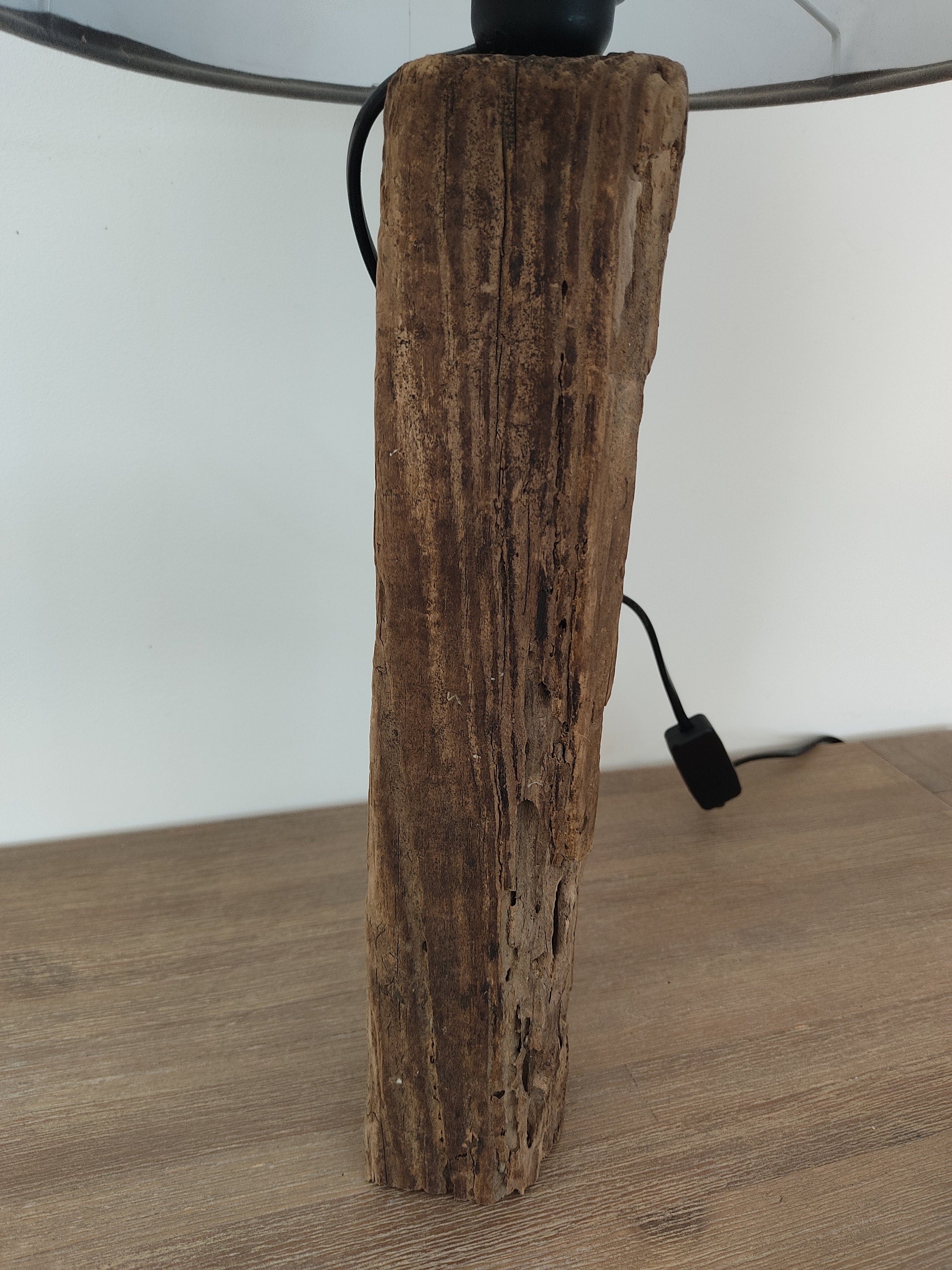 Lampe en bois flotté, déco esprit bord de mer