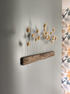 Décoration murale bois flotté et fleurs séchées
