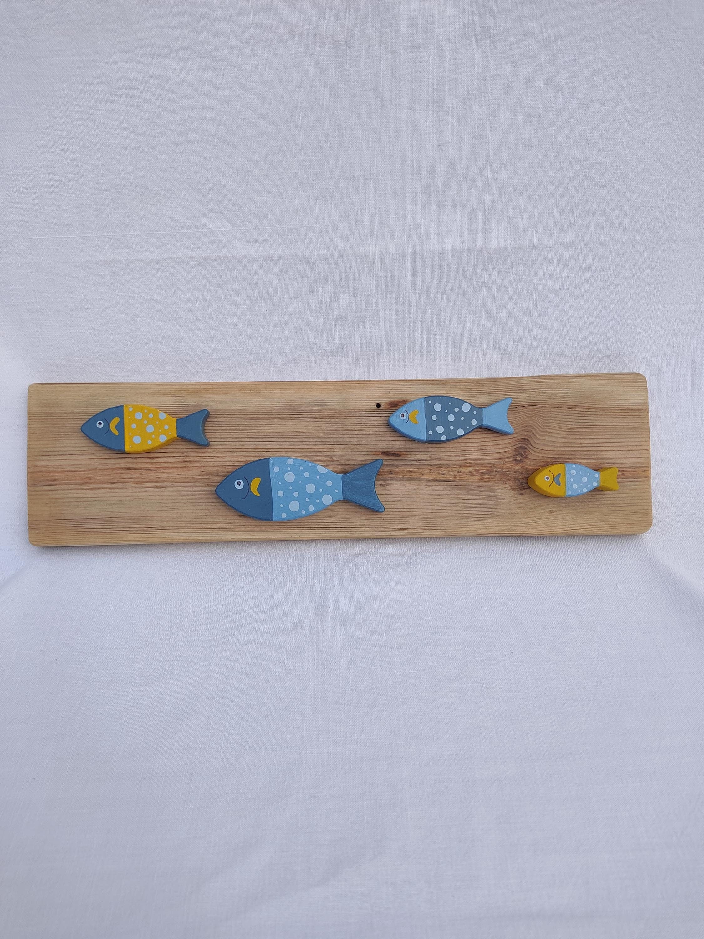 Banc de sardines en bois peint-