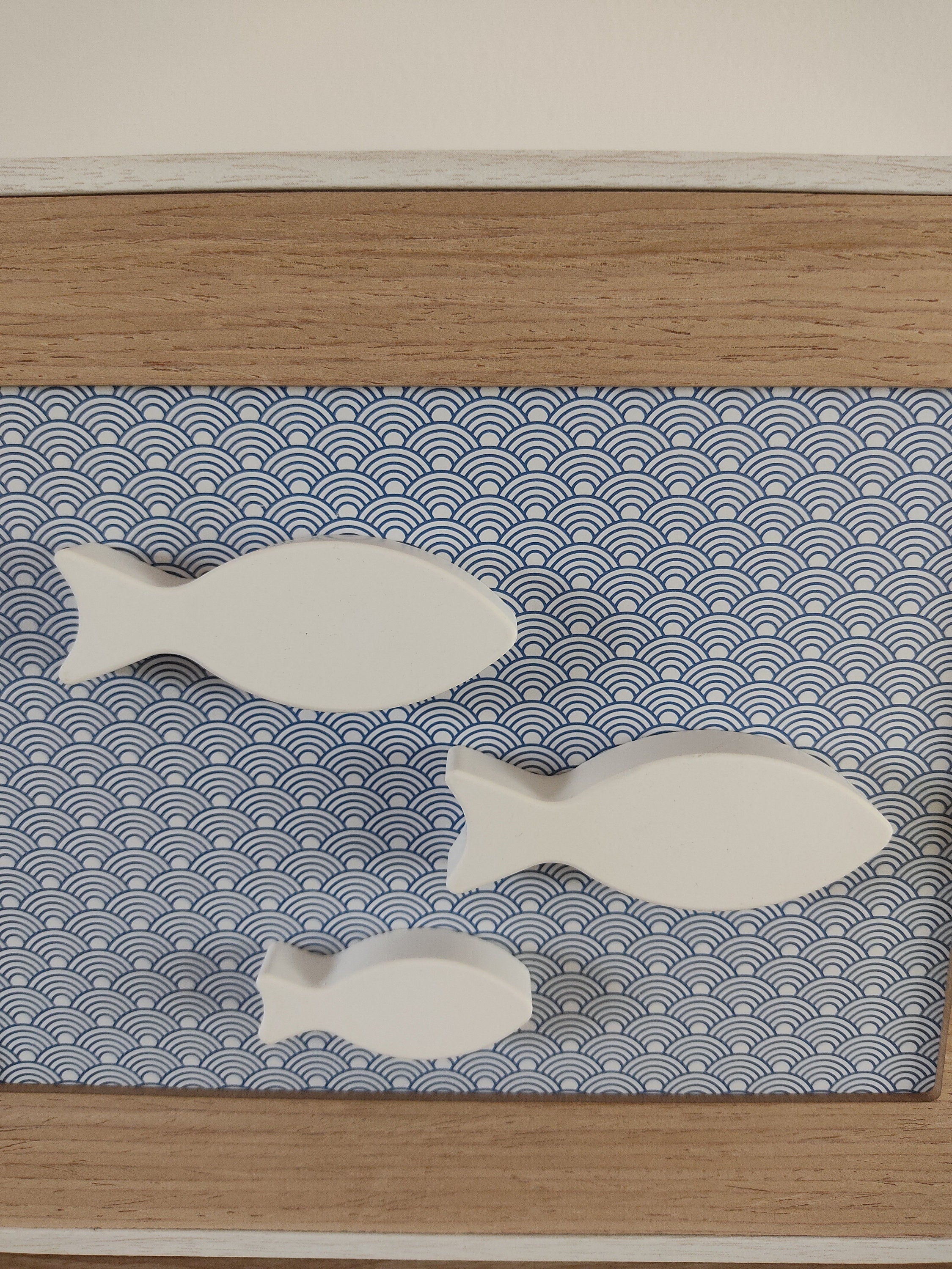 Tableau trois poissons blancs épurés