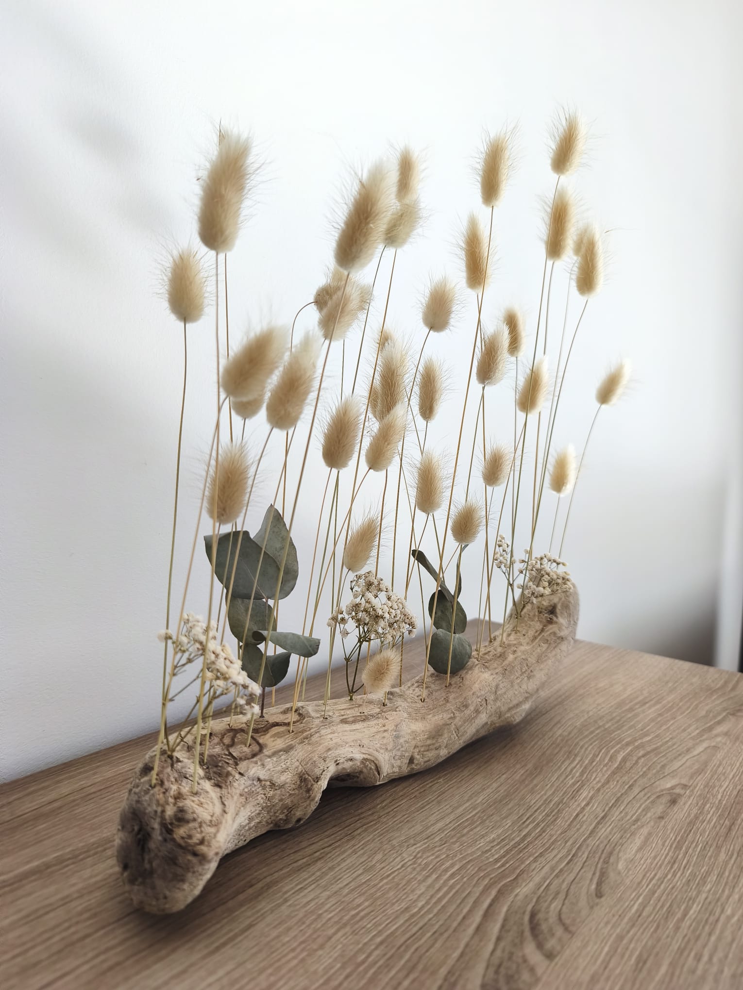 Bar à fleurs séchées en bois flotté