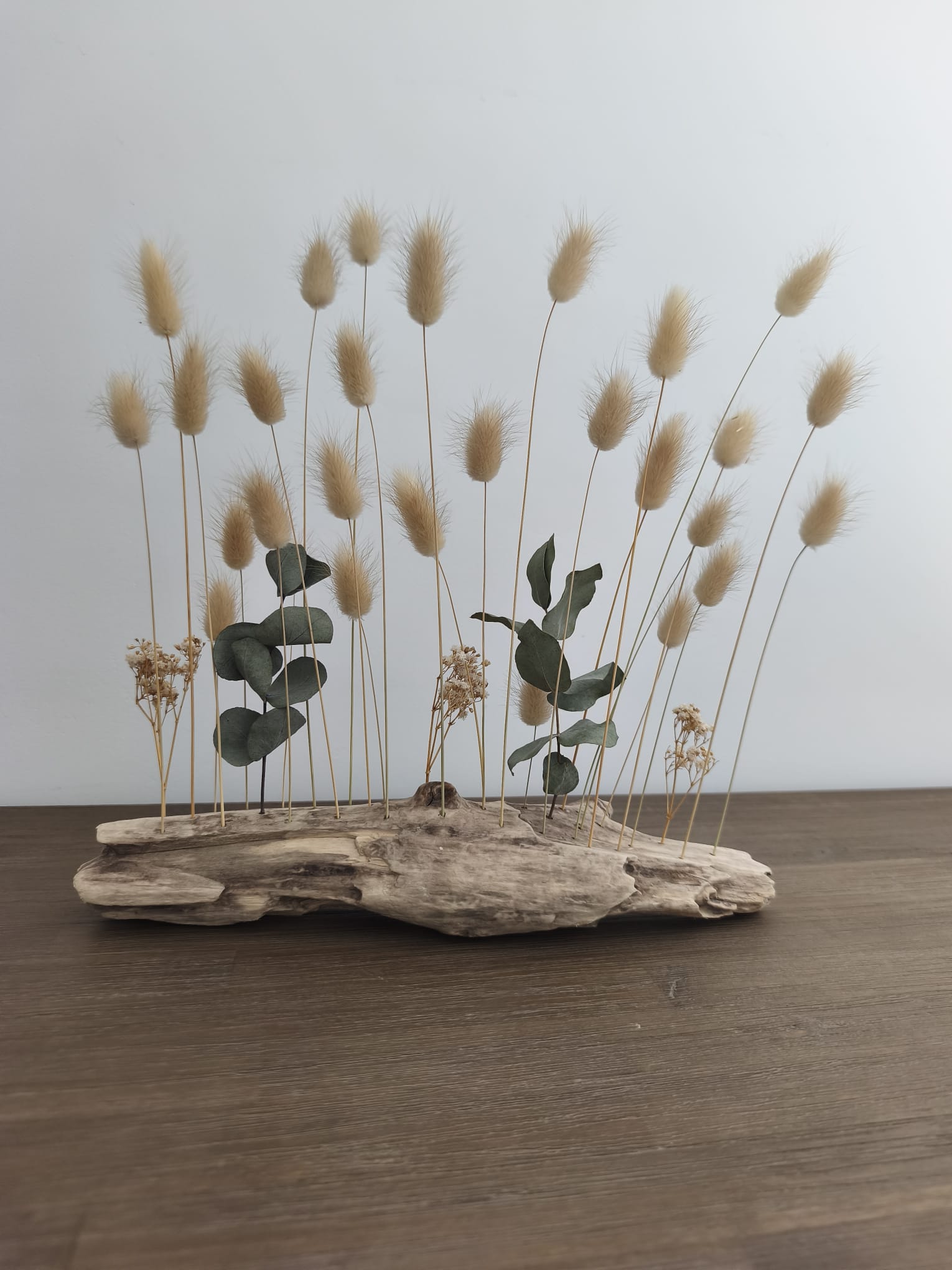 Bar à fleurs séchées en bois flotté