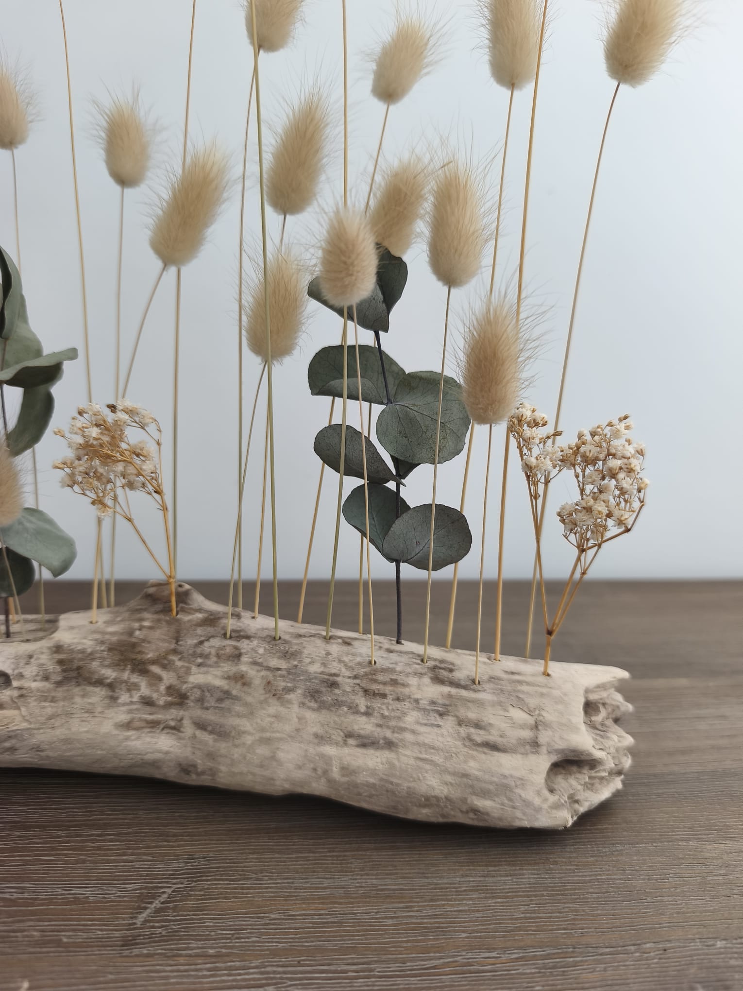 Bar à fleurs séchées en bois flotté