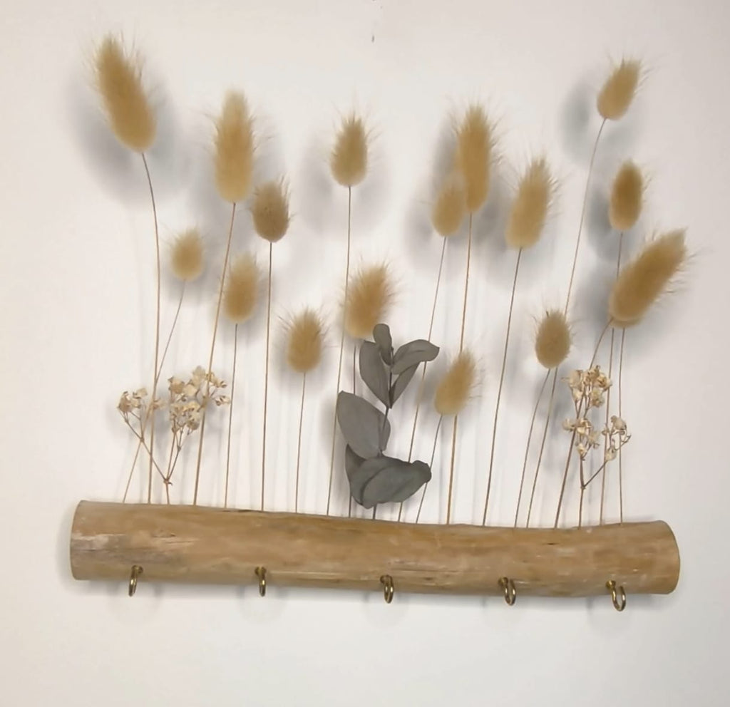Porte-clés Mural Artisanal en Bois et Fleurs séchées