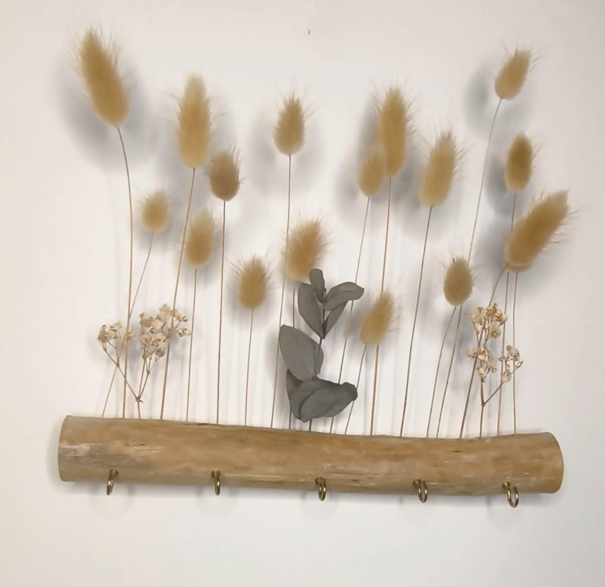 Porte-clés Mural Artisanal en Bois et Fleurs séchées
