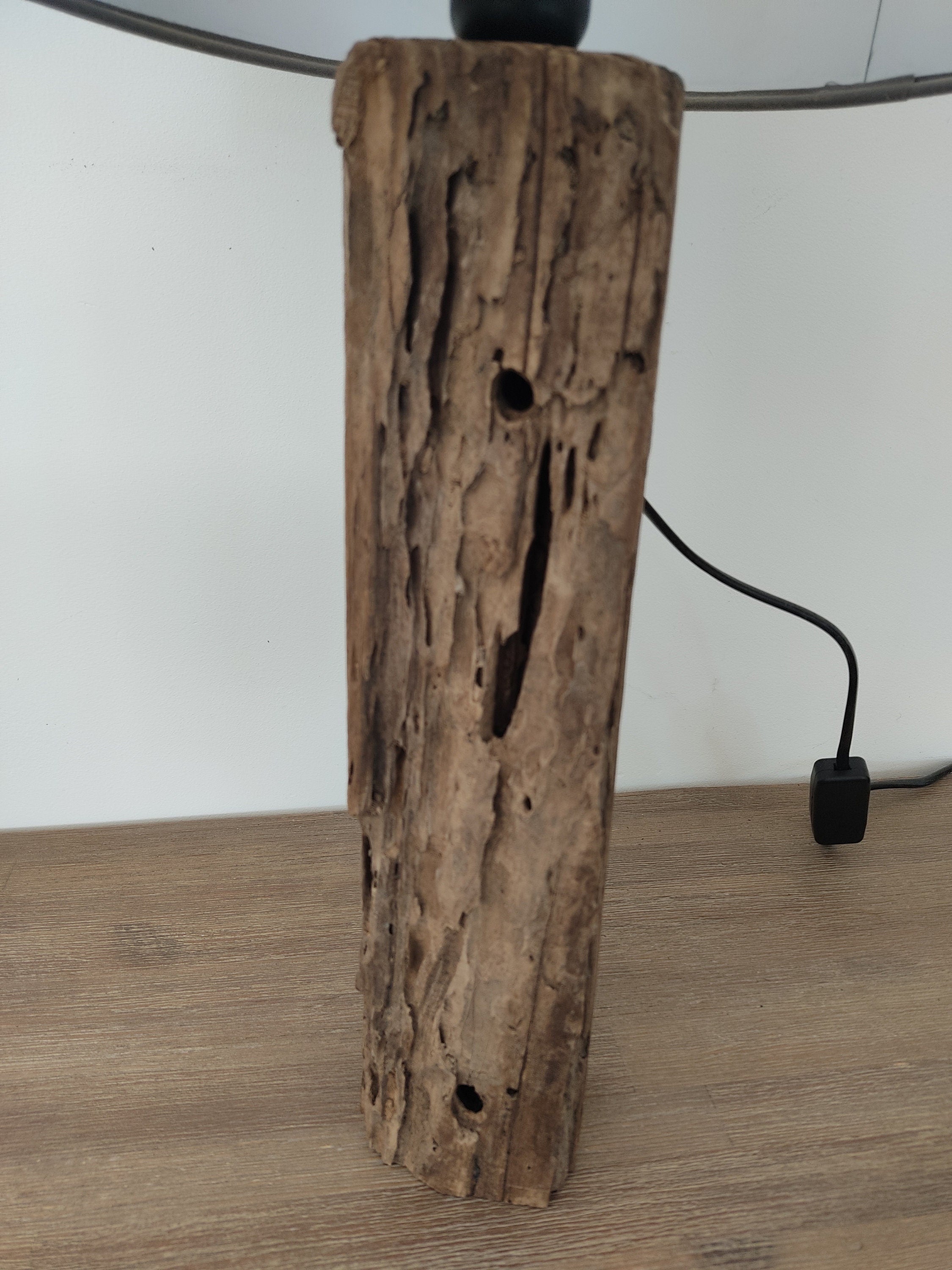 Lampe en bois flotté, déco esprit bord de mer