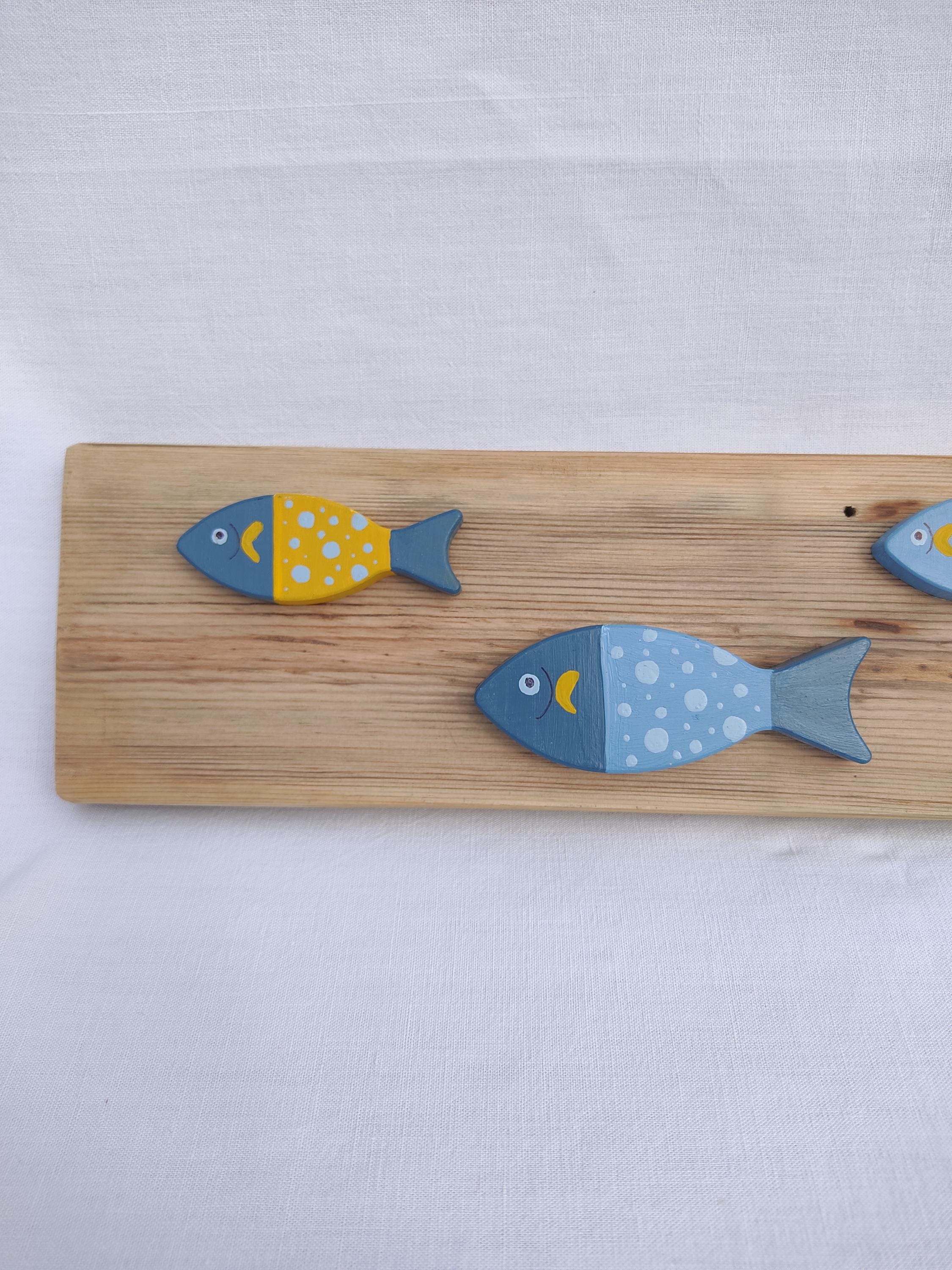 Banc de sardines en bois peint-