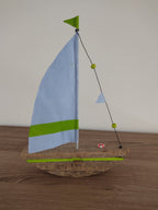 Voilier en bois flotté