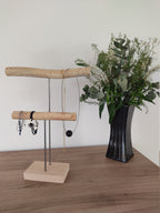 Porte bijoux en bois , support collier bracelet, support boutique écoresponsable